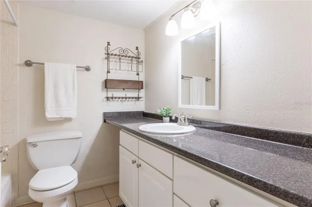 507 NW 39th Road Gainesville FL 32607