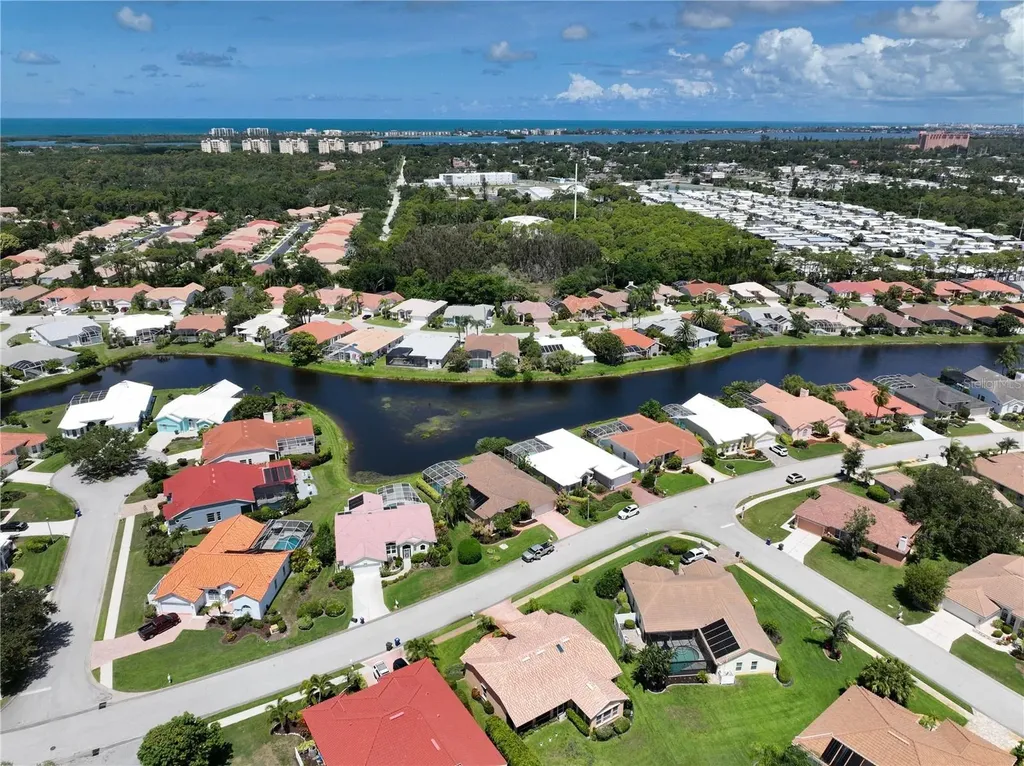 4221 Hearthstone Drive Sarasota FL 34238