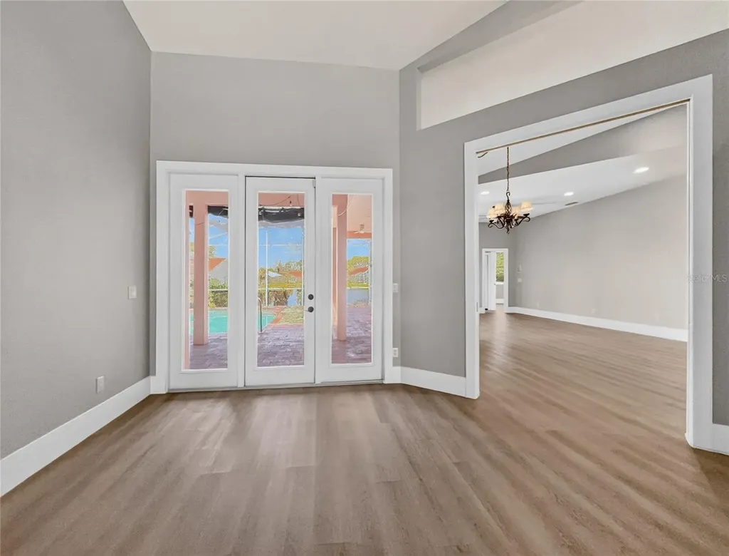 4221 Hearthstone Drive Sarasota FL 34238
