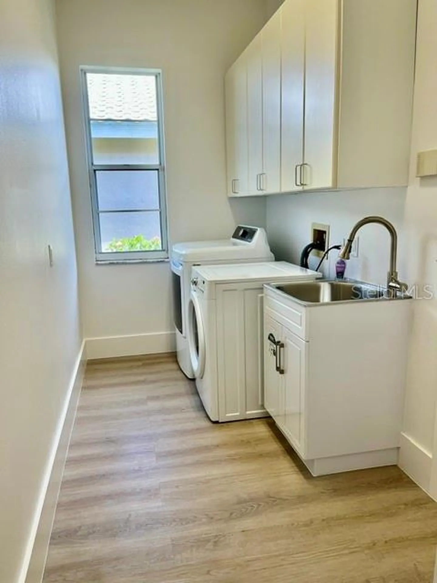 4221 Hearthstone Drive Sarasota FL 34238