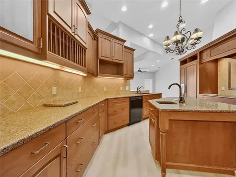 4221 Hearthstone Drive Sarasota FL 34238