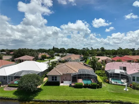 4221 Hearthstone Drive Sarasota FL 34238