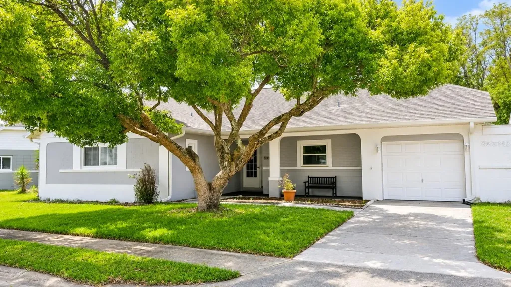 8243 Le Mesa Street Orlando FL 32827