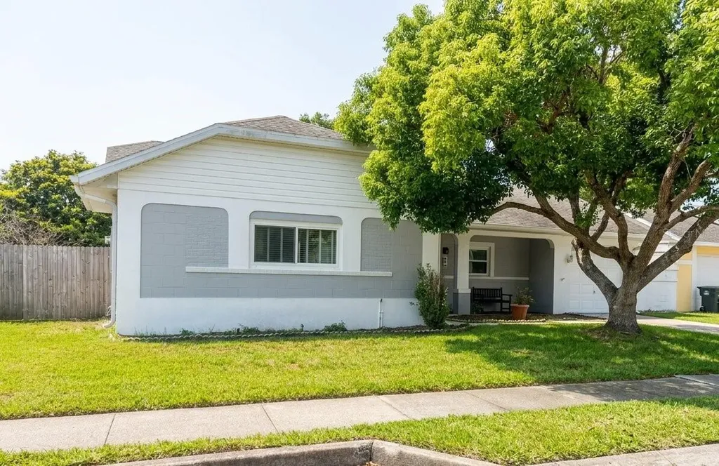 8243 Le Mesa Street Orlando FL 32827