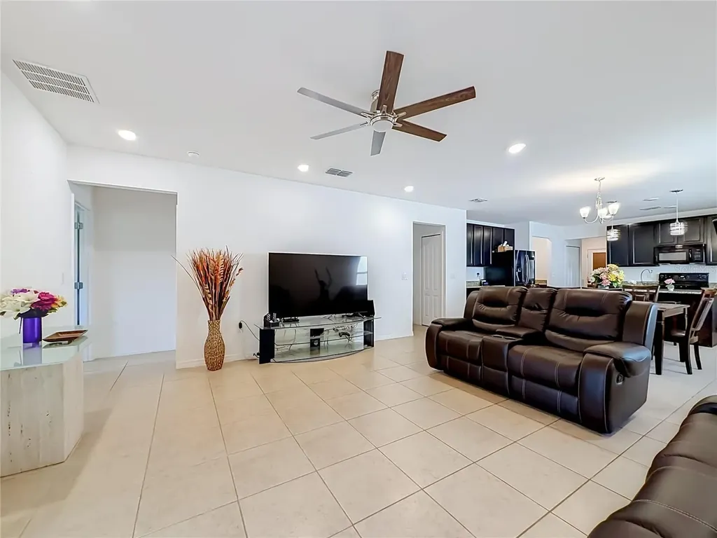 1269 Water Willow Drive Groveland FL 34736