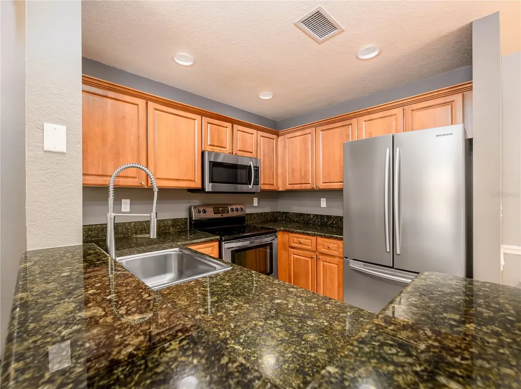 131 Grand Beach Place Tampa FL 33609