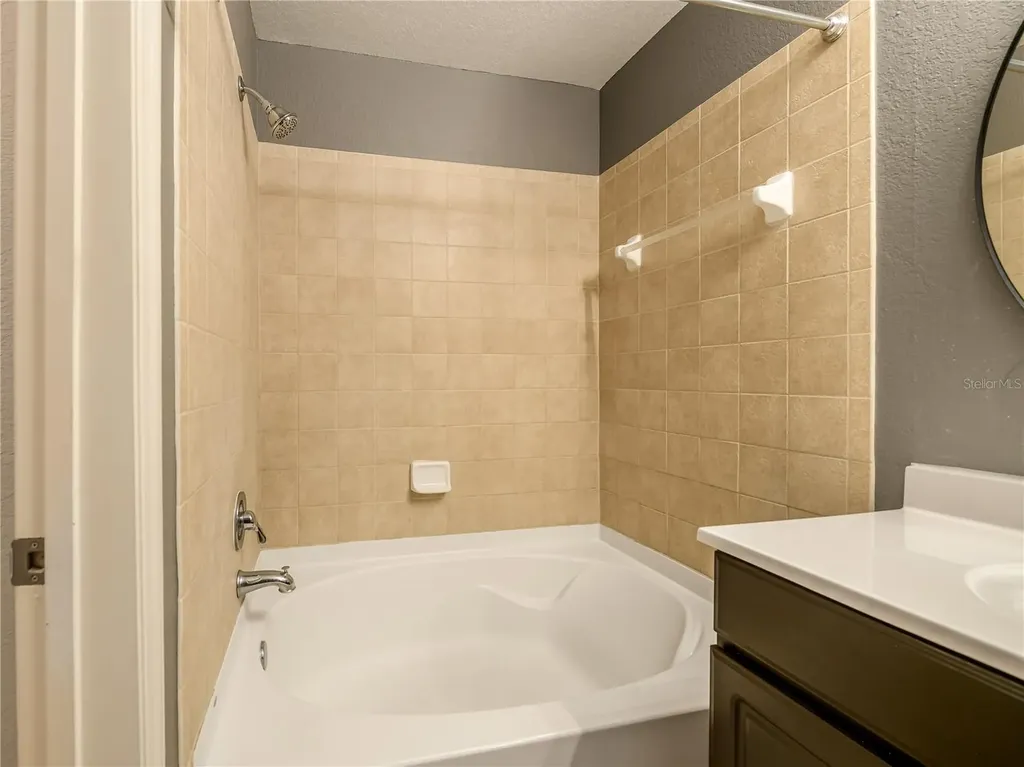 131 Grand Beach Place Tampa FL 33609