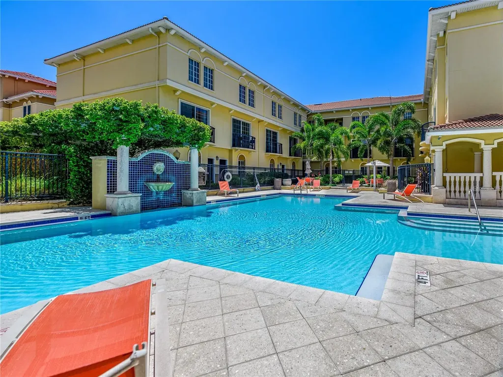 131 Grand Beach Place Tampa FL 33609