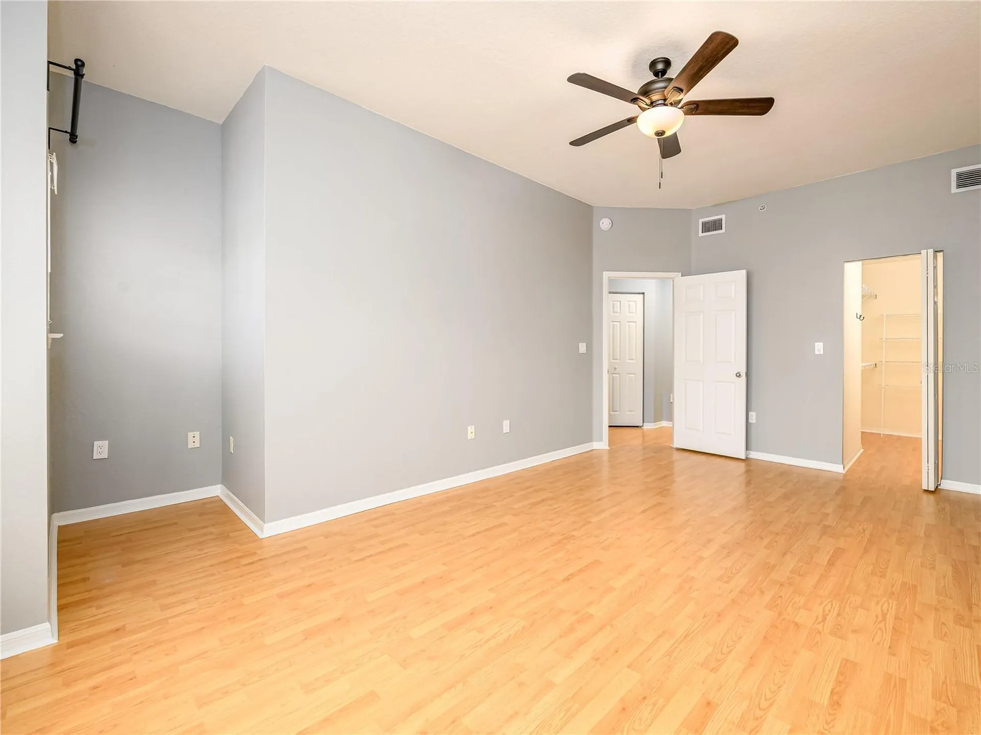 131 Grand Beach Place Tampa FL 33609