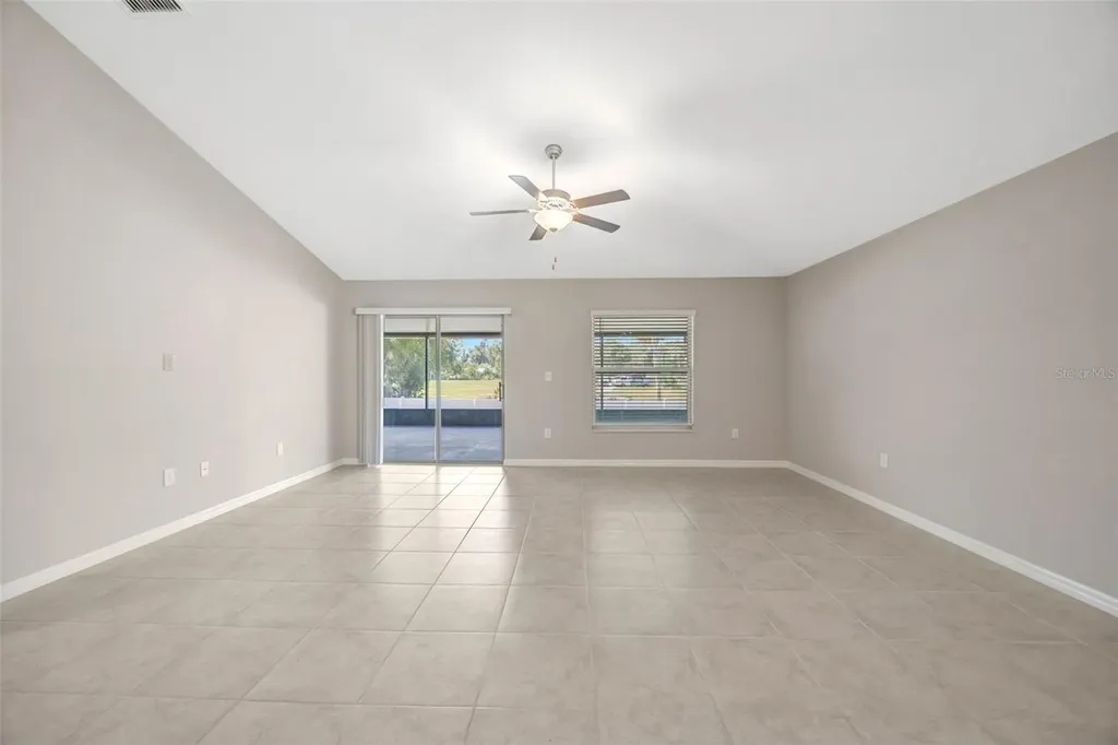 138 Rain Berry Avenue Ruskin FL 33570