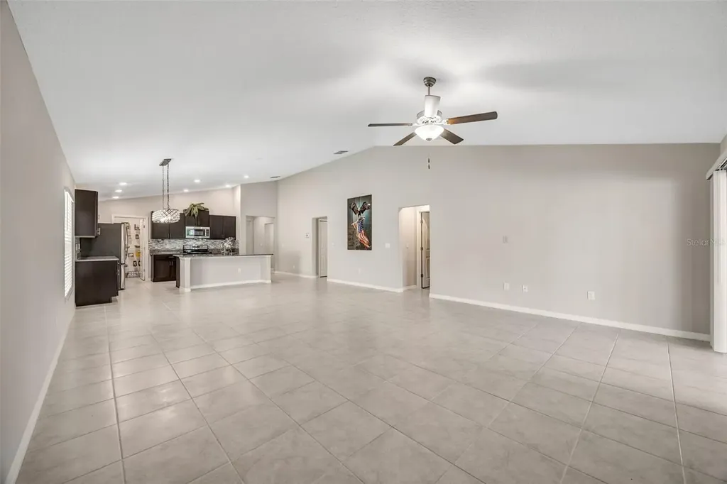138 Rain Berry Avenue Ruskin FL 33570