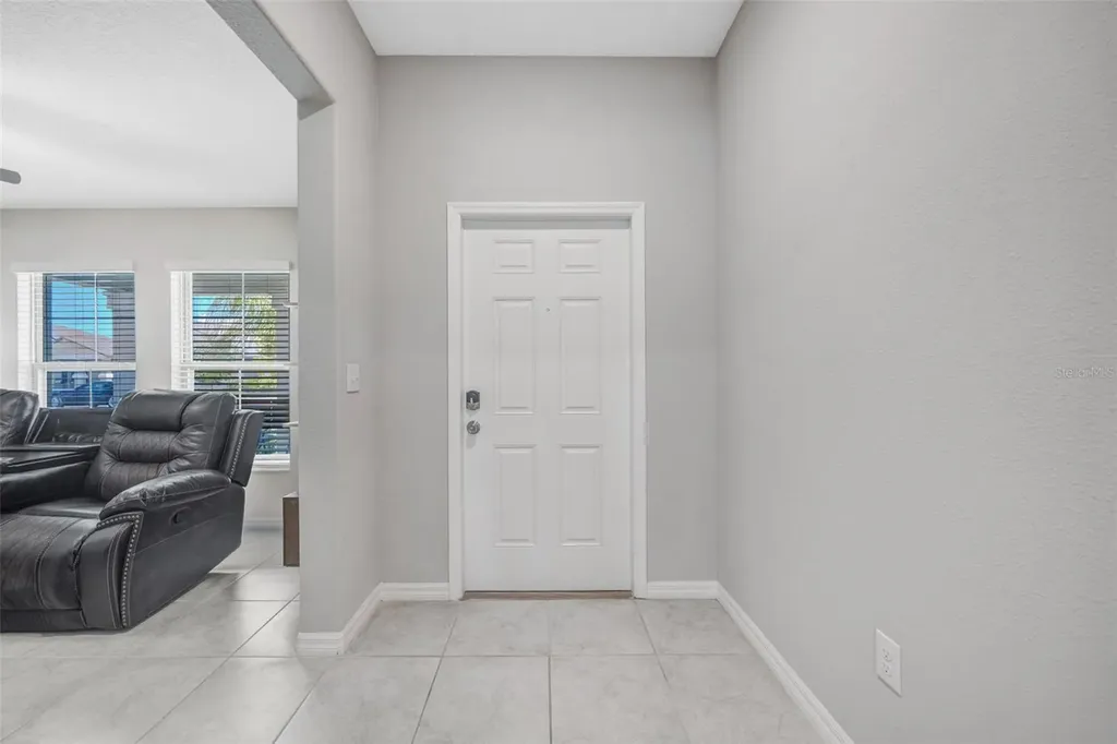 138 Rain Berry Avenue Ruskin FL 33570