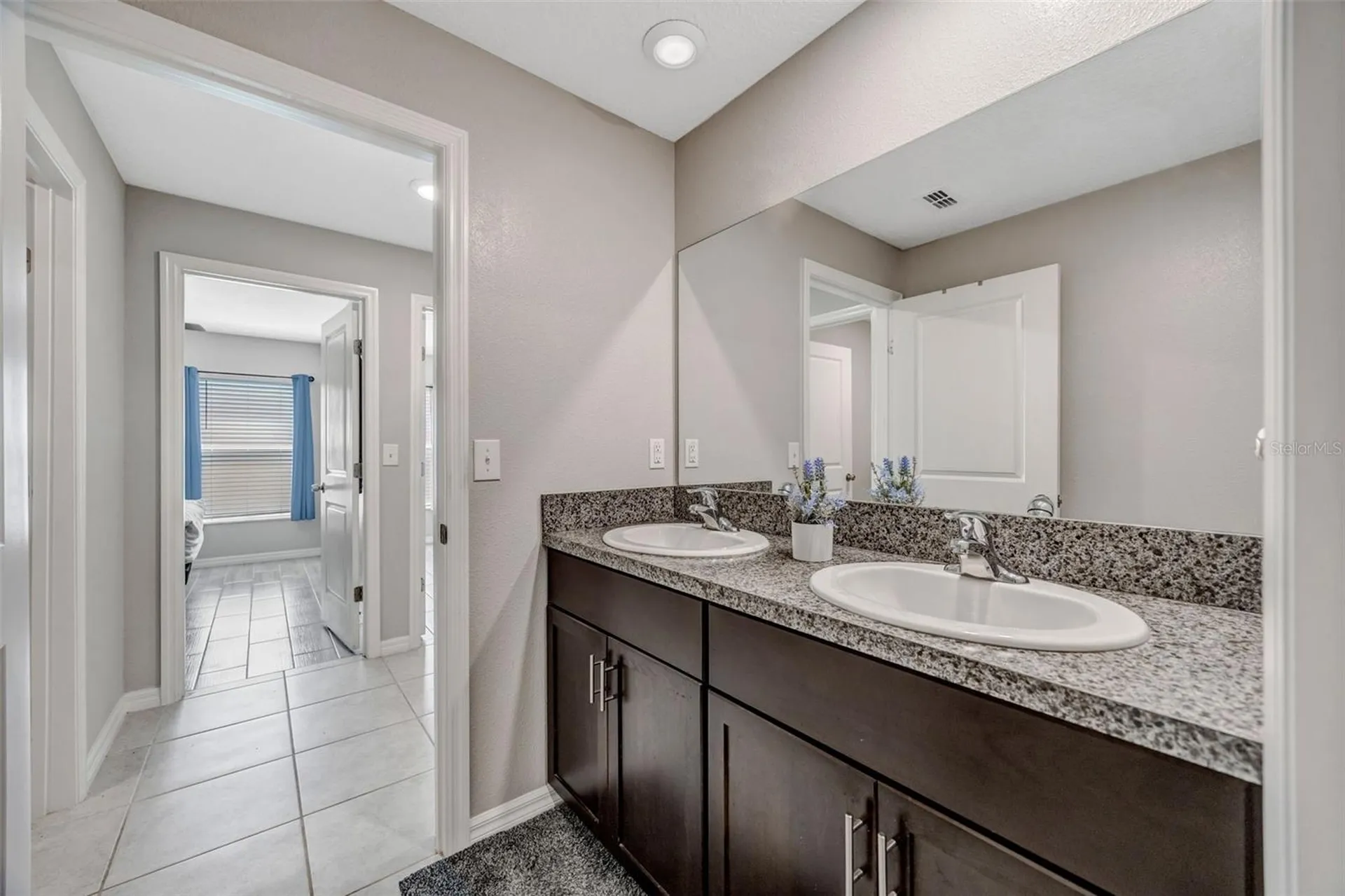 138 Rain Berry Avenue Ruskin FL 33570