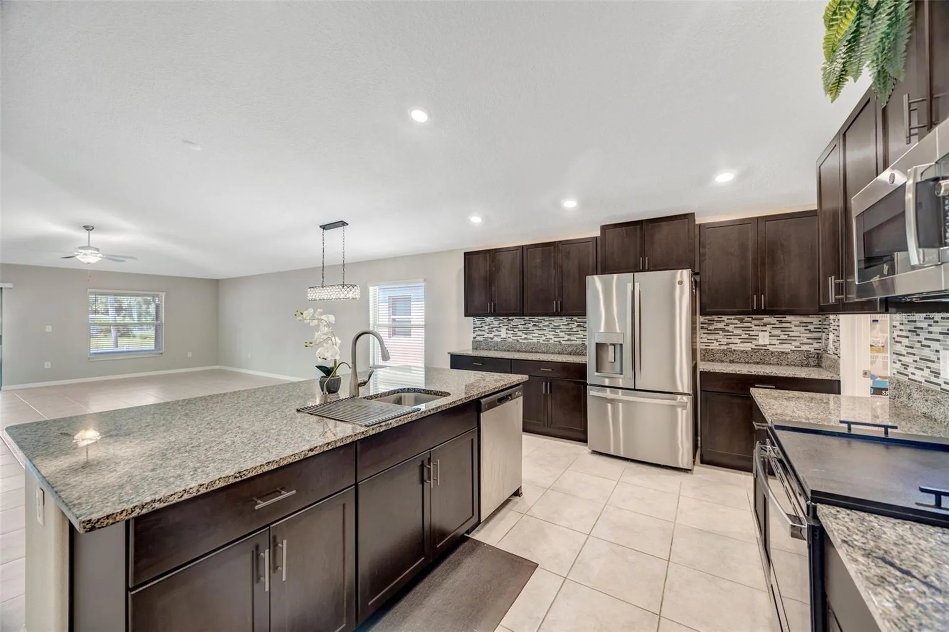 138 Rain Berry Avenue Ruskin FL 33570
