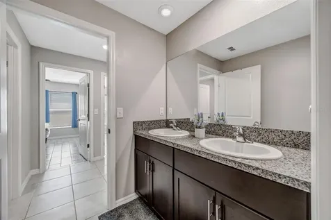 138 Rain Berry Avenue Ruskin FL 33570