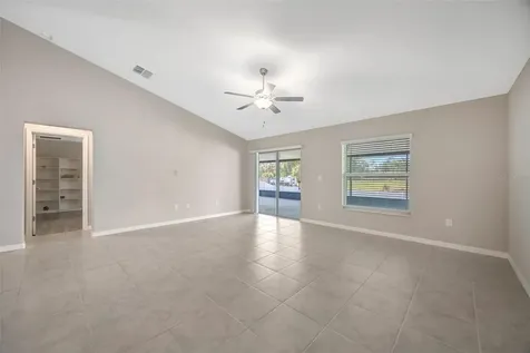 138 Rain Berry Avenue Ruskin FL 33570