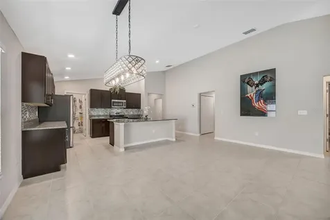 138 Rain Berry Avenue Ruskin FL 33570