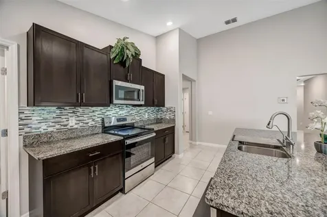 138 Rain Berry Avenue Ruskin FL 33570