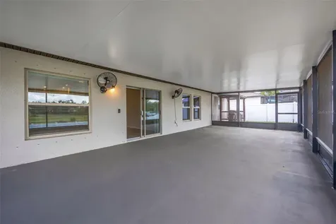 138 Rain Berry Avenue Ruskin FL 33570