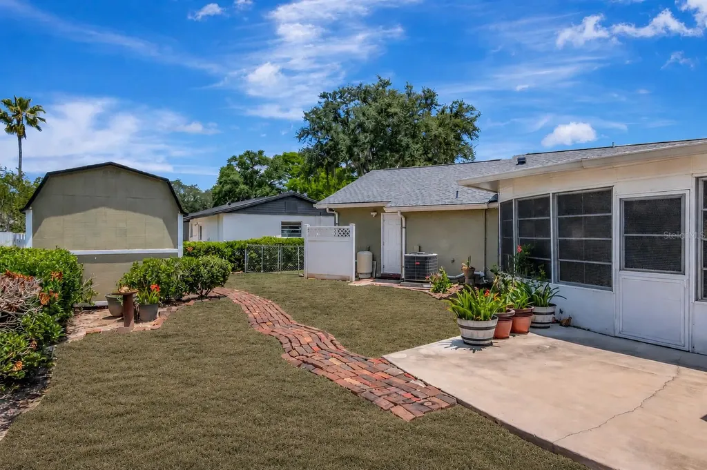 18318 Dolly Brook Lane Lutz FL 33549