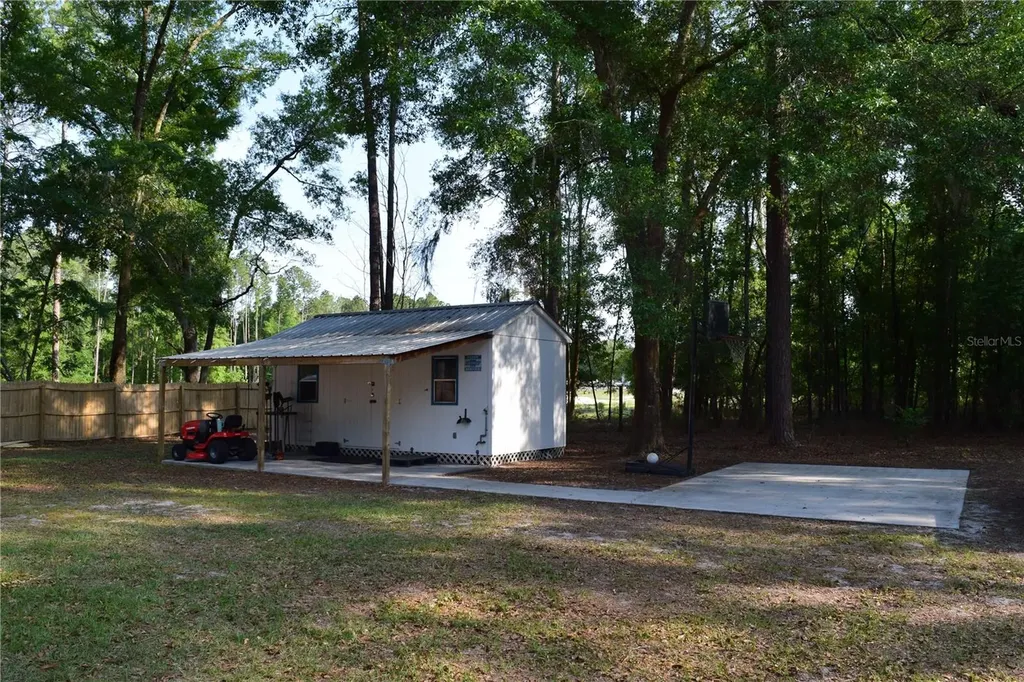 20004 NW 258th Drive High Springs FL 32643