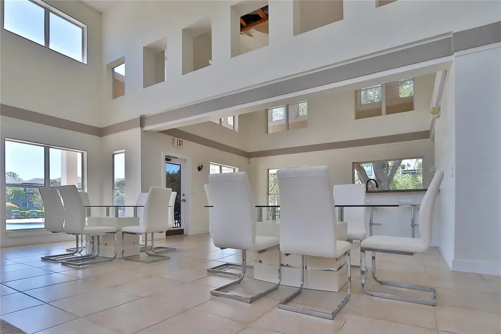 10028 Strafford Oak Court Tampa FL 33624