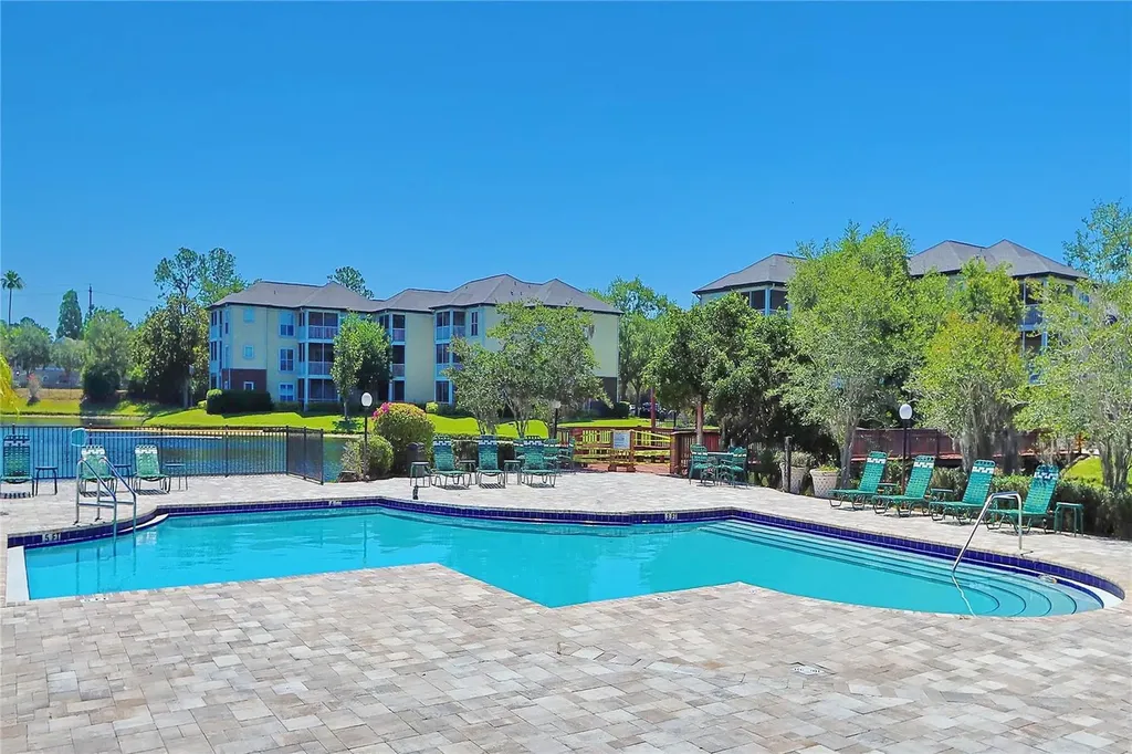 10028 Strafford Oak Court Tampa FL 33624