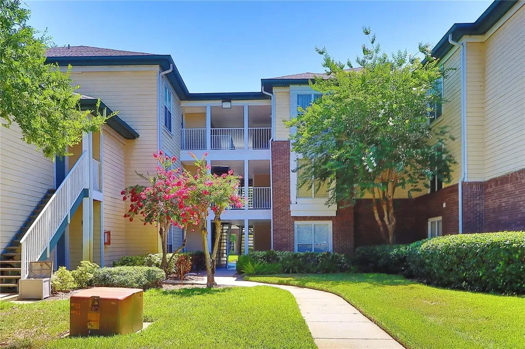 10028 Strafford Oak Court Tampa FL 33624