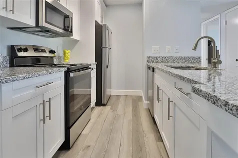 10028 Strafford Oak Court Tampa FL 33624