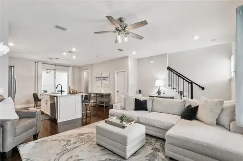 7365 Alpine Butterfly Lane Orlando FL 32819