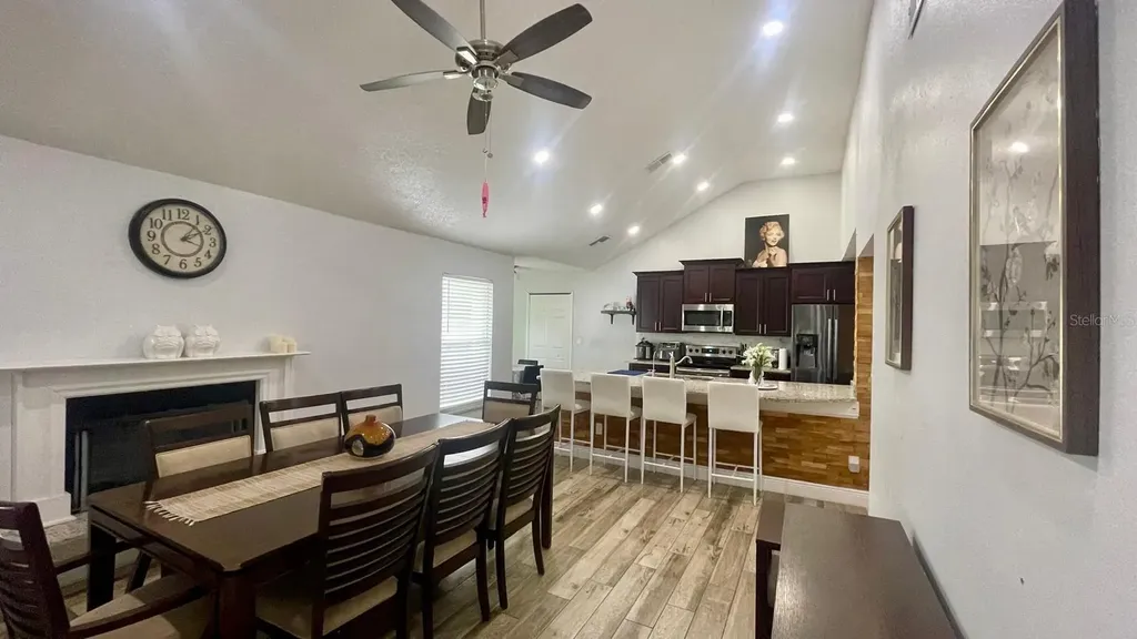 1044 Nin Street Orlando FL 32835
