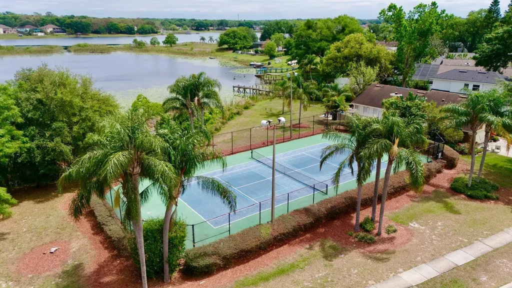 1044 Nin Street Orlando FL 32835