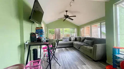 1044 Nin Street Orlando FL 32835