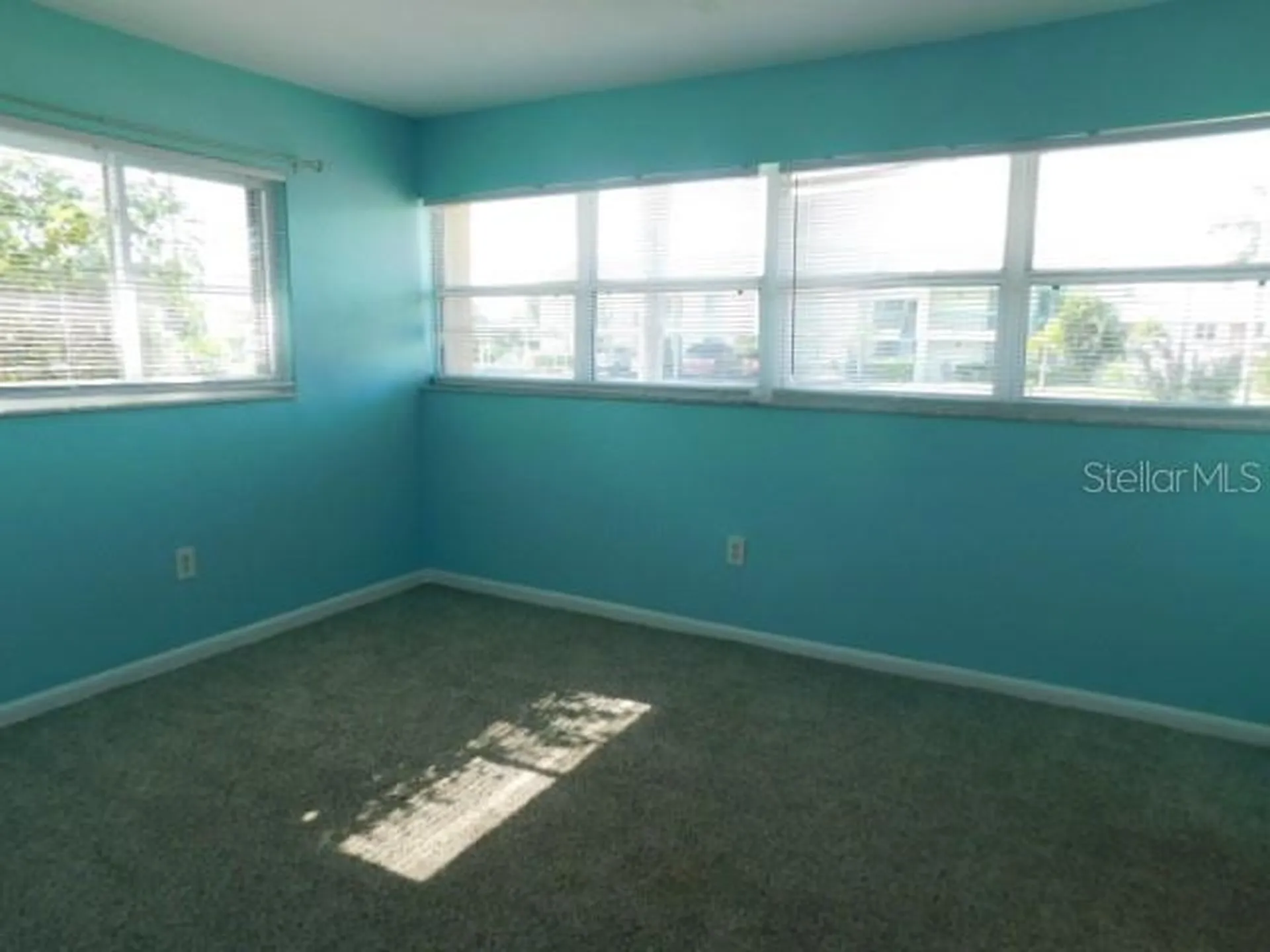 1313 SE 40th Street Cape Coral FL 33904