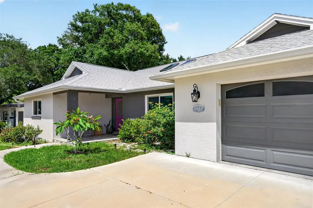 4420 Porpoise Drive SE St Petersburg FL 33705