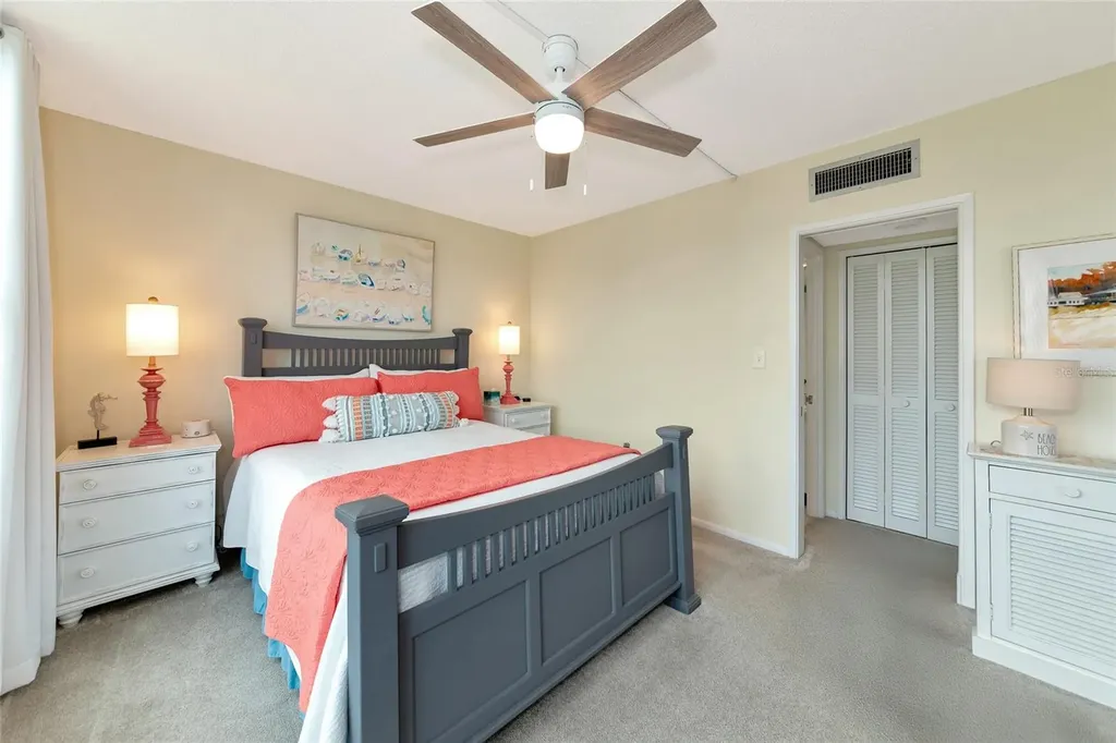 7461 W Country Club Drive N Sarasota FL 34243