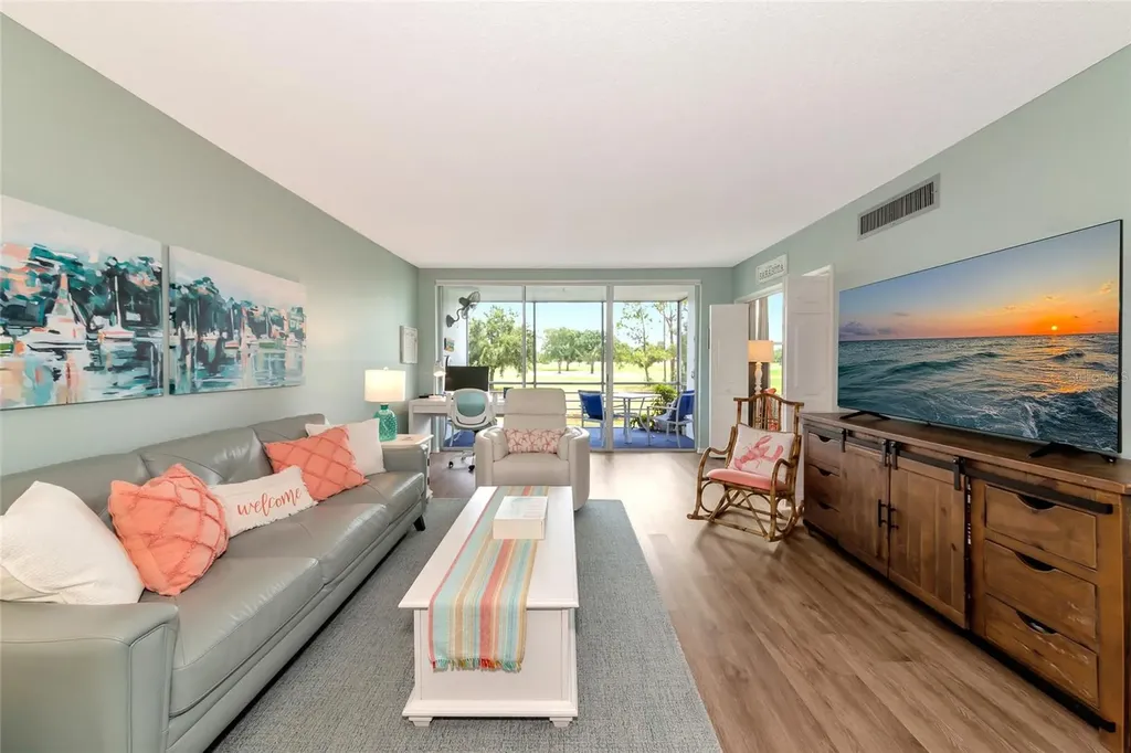 7461 W Country Club Drive N Sarasota FL 34243