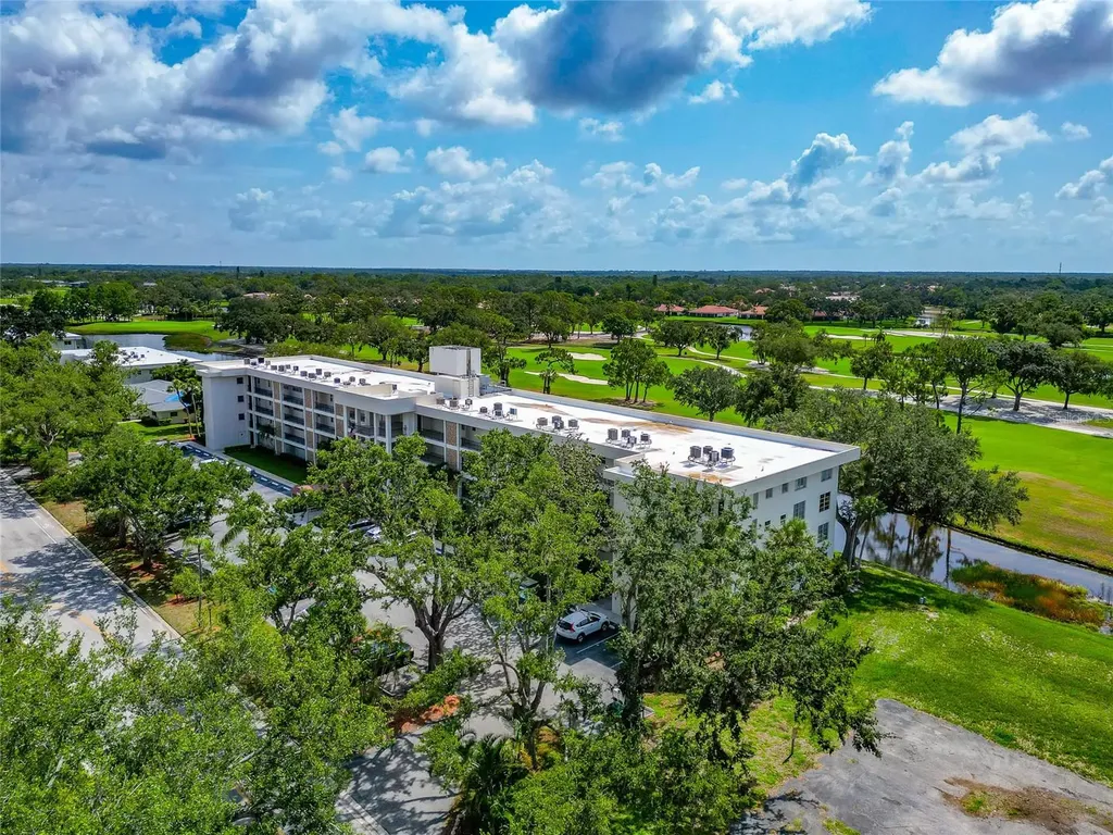 7461 W Country Club Drive N Sarasota FL 34243