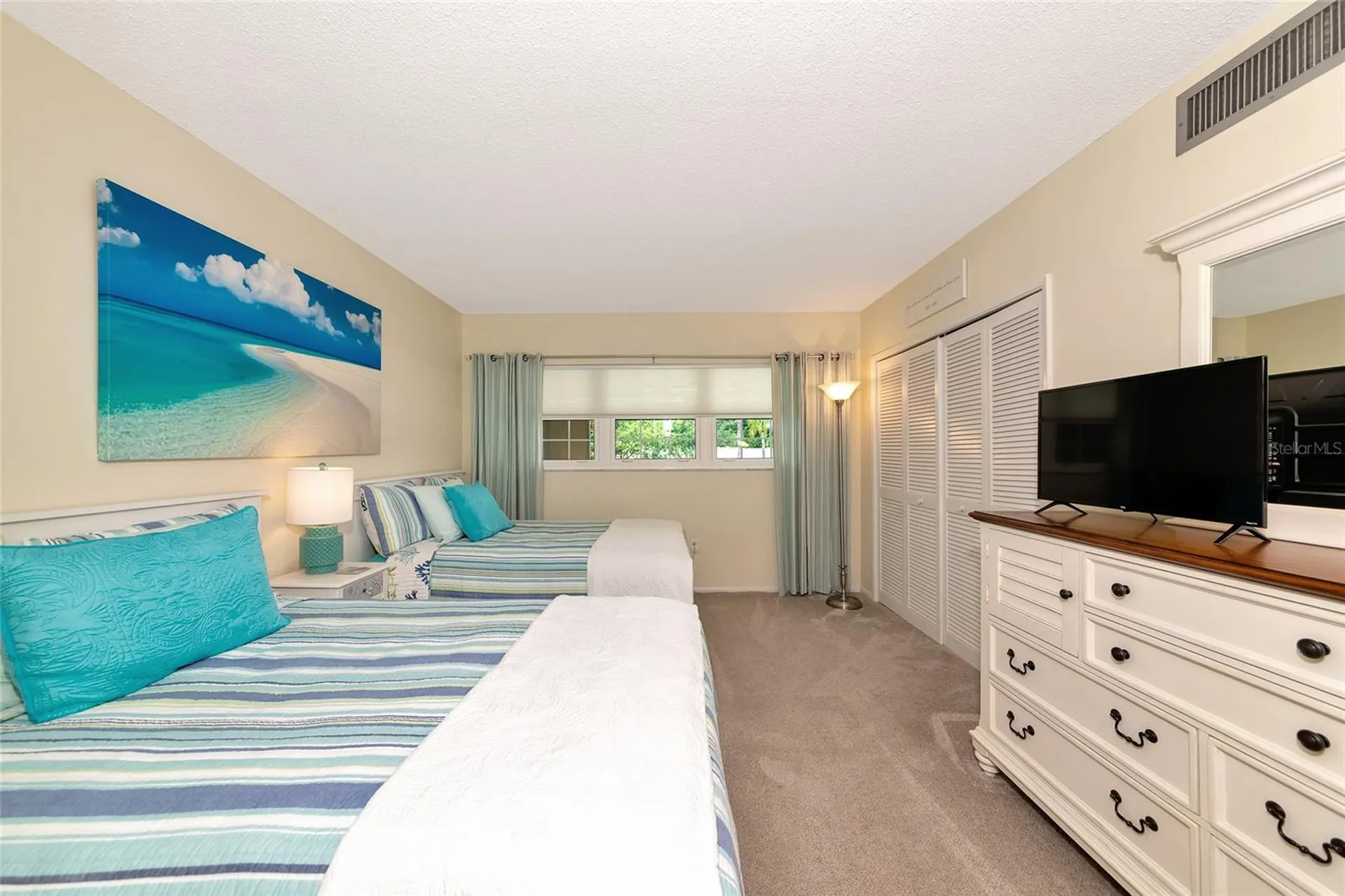 7461 W Country Club Drive N Sarasota FL 34243