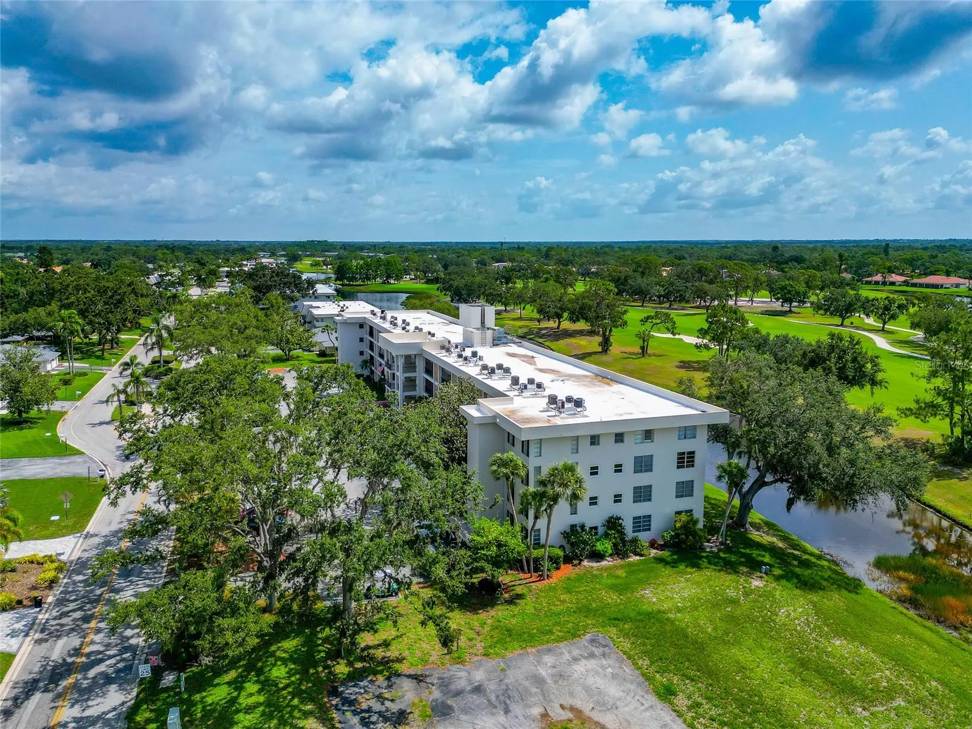 7461 W Country Club Drive N Sarasota FL 34243