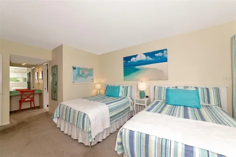 7461 W Country Club Drive N Sarasota FL 34243