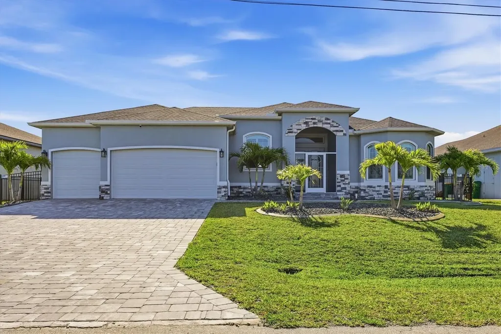 8314 Tracy Circle Port Charlotte FL 33981