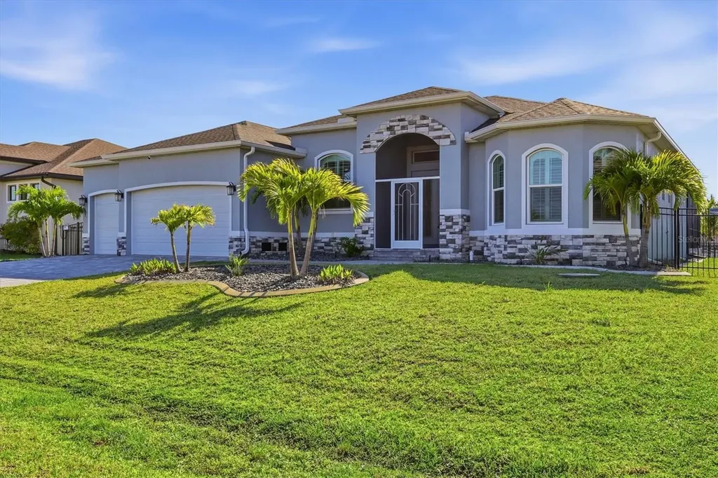 8314 Tracy Circle Port Charlotte FL 33981