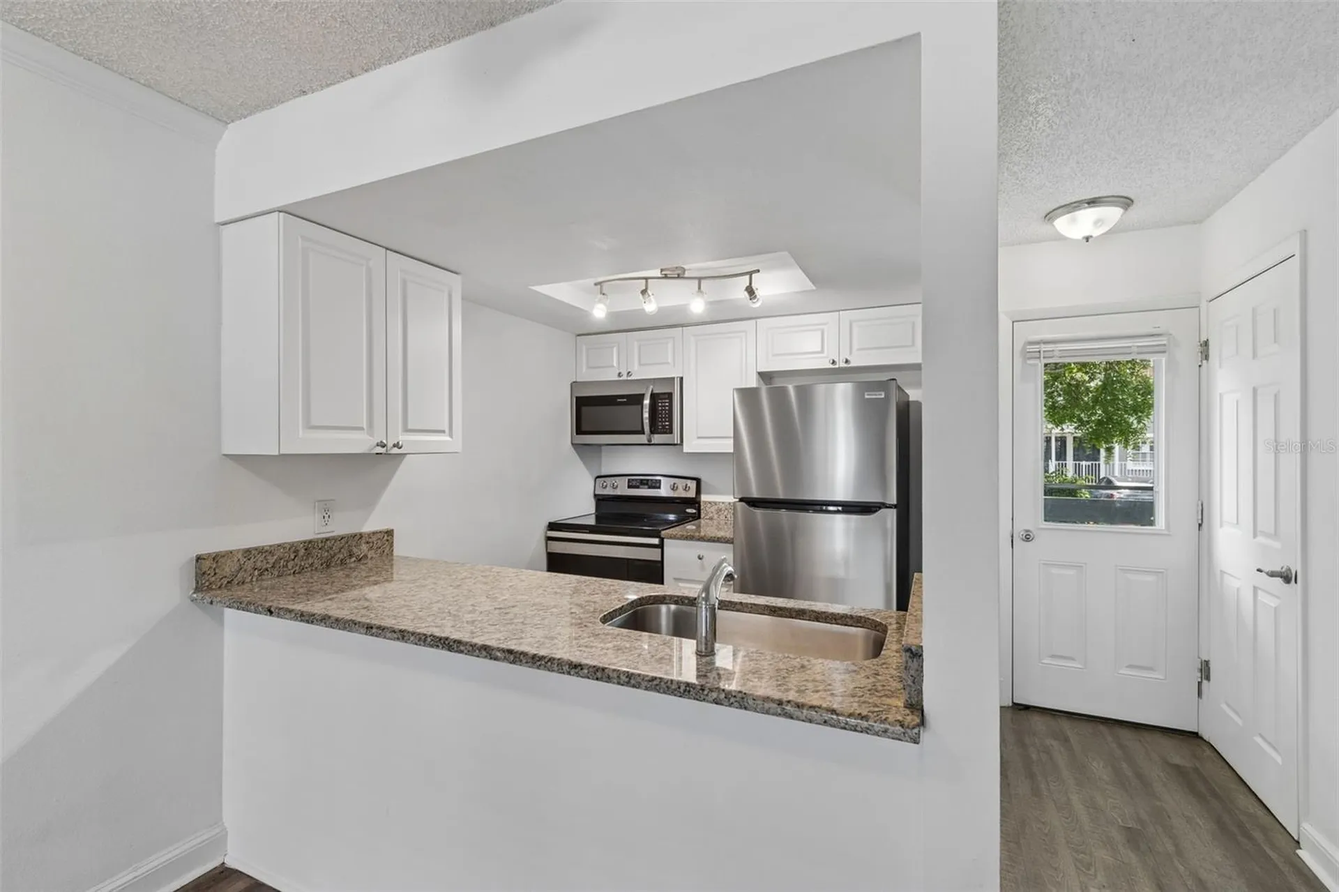 4813 Mcelroy Tampa FL 33611