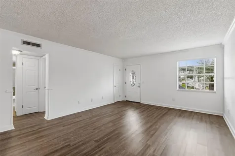4813 Mcelroy Tampa FL 33611