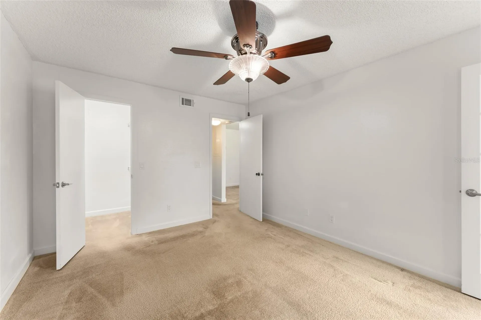 4532 Commander Drive Orlando FL 32822