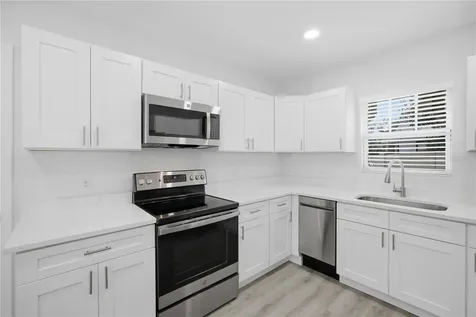 1315 22nd Avenue S St Petersburg FL 33705
