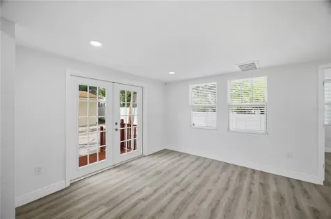 1315 22nd Avenue S St Petersburg FL 33705