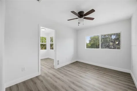 1315 22nd Avenue S St Petersburg FL 33705