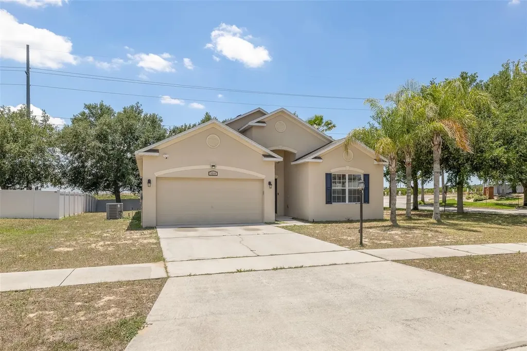 3216 Lynrock Avenue Dundee FL 33838